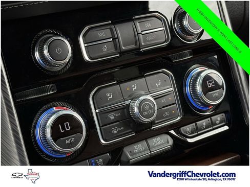 Used 2023 GMC Yukon XL Denali Ultimate AWD/4WD image 16