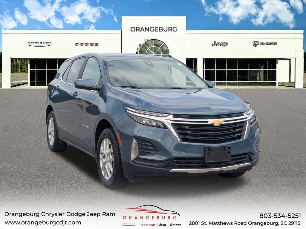 Used 2024 Chevrolet Equinox LT AWD/4WD image 1