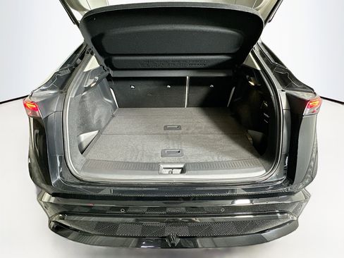 Used 2023 Nissan Ariya FWD image 28