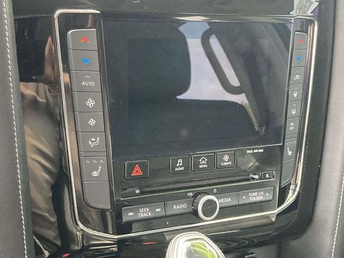 Used 2021 INFINITI QX80 Luxe w/ Cargo Package image 23