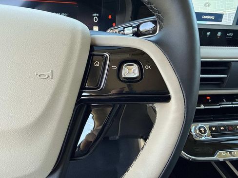 New 2026 Lincoln Corsair Reserve image 29