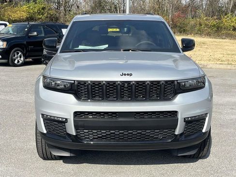 New 2025 Jeep Grand Cherokee L Limited w/ Luxury Tech Group II AWD/4WD image 2