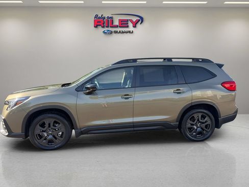 Certified 2026 Subaru Ascent Bronze Edition w/ Onyx Package AWD/4WD image 2