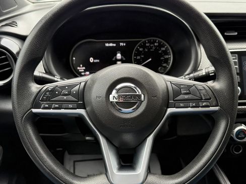Used 2020 Nissan Kicks SV FWD image 12