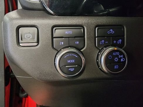 Used 2022 GMC Sierra 1500 Elevation image 22