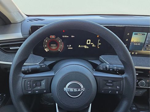 New 2026 Nissan Kicks S image 24