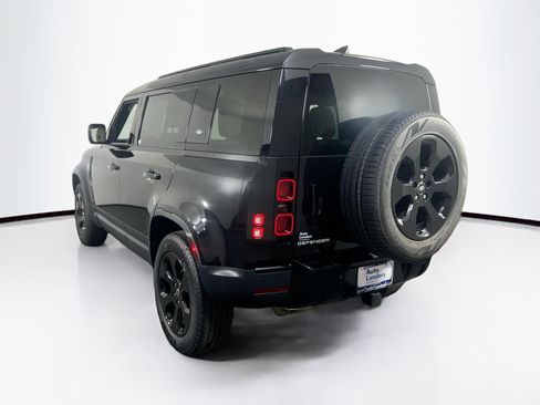 Used 2024 Land Rover Defender 110 S image 7