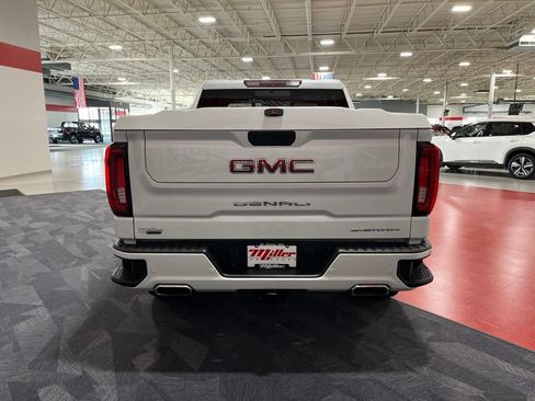 Used 2019 GMC Sierra 1500 Denali w/ Denali Ultimate Package AWD/4WD image 4
