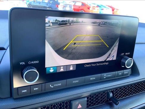 Used 2023 Honda CR-V LX image 24