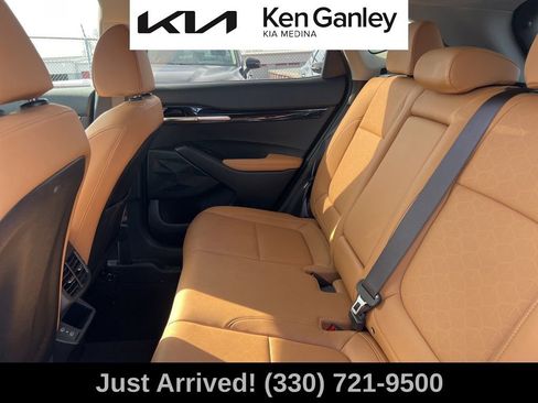 Certified 2024 Kia Seltos EX image 10