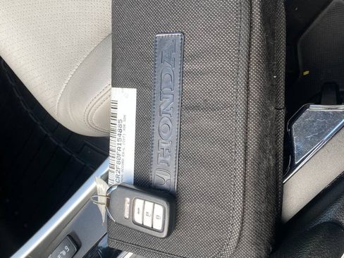 Used 2015 Honda Accord EX-L image 19