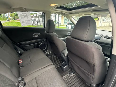 Used 2016 Honda HR-V EX image 29