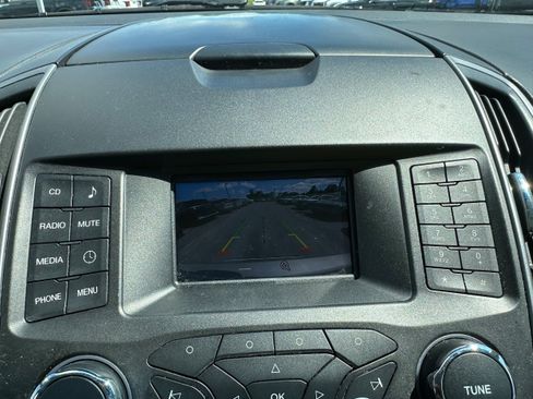 Used 2017 Ford Edge SE AWD/4WD image 26