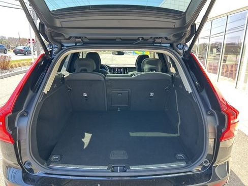 Certified 2025 Volvo XC60 B5 Plus image 11