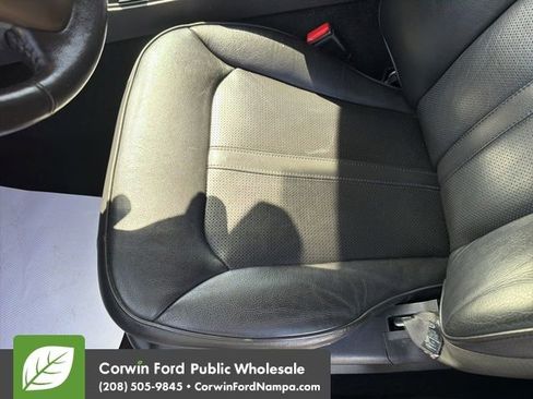 Used 2012 Lincoln MKX FWD image 23