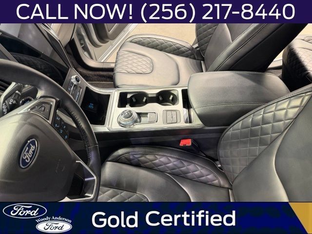 Used 2024 Ford Edge Titanium AWD/4WD image 17