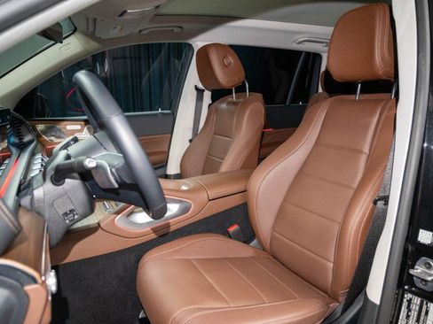 Certified 2026 Mercedes-Benz GLS 450 4MATIC image 13