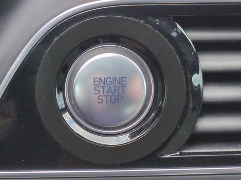 Used 2023 Genesis G70 2.0T AWD/4WD image 17