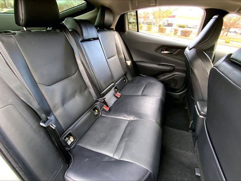 Used 2024 Toyota Prius Limited image 18