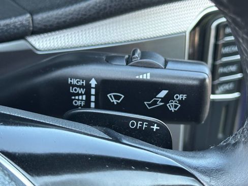 Used 2017 Volkswagen Passat 1.8T R-Line w/ R-Line Lighting Package image 35