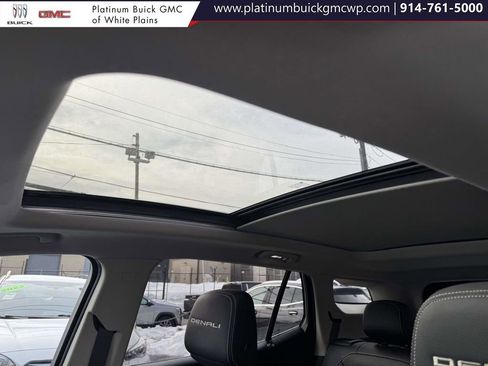 Used 2023 GMC Terrain Denali image 19