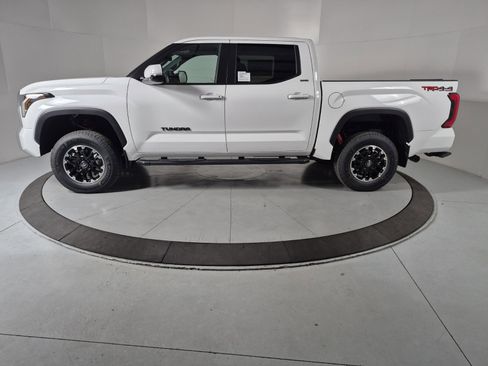 New 2026 Toyota Tundra SR5 image 2