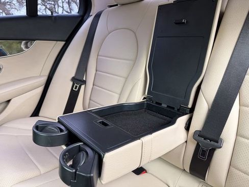 Used 2019 Mercedes-Benz C 300 Sedan image 20
