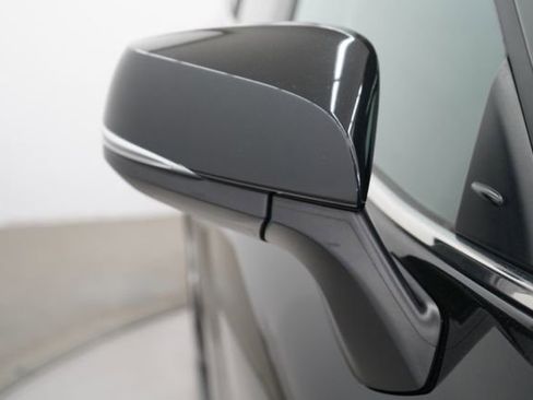 Used 2024 Toyota Highlander LE AWD/4WD image 87