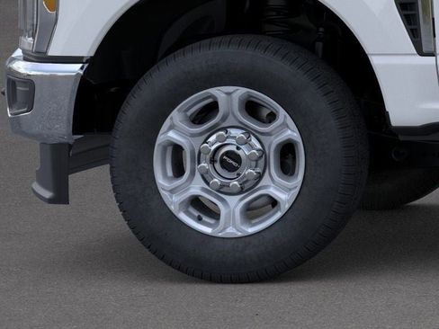 New 2026 Ford F250 XLT image 19