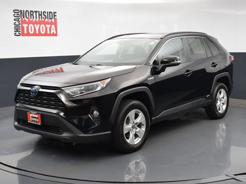 Used 2021 Toyota RAV4 XLE w/ Convenience Package AWD/4WD image 8