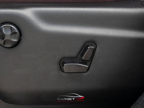 Used 2023 Dodge Durango R/T RWD image 39