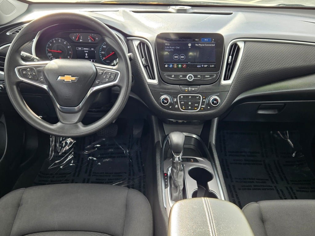 Used 2024 Chevrolet Malibu LT FWD image 16