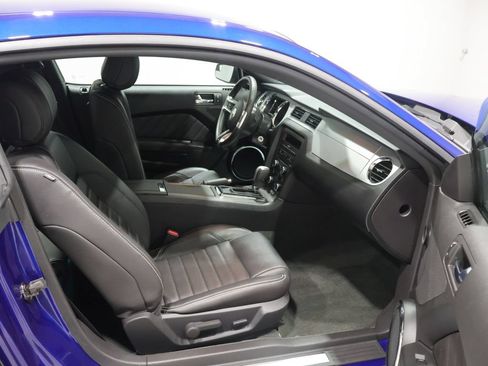 Used 2014 Ford Mustang GT Premium w/ Accessory Package 5 RWD image 19