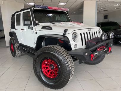 Used 2015 Jeep Wrangler Unlimited Rubicon w/ Connectivity Group