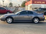 Used 2004 Ford Mustang Coupe image 4