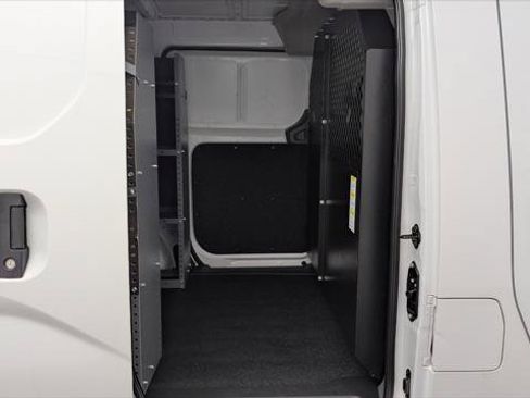 Used 2018 Nissan NV200 SV w/ Navigation Package FWD image 18