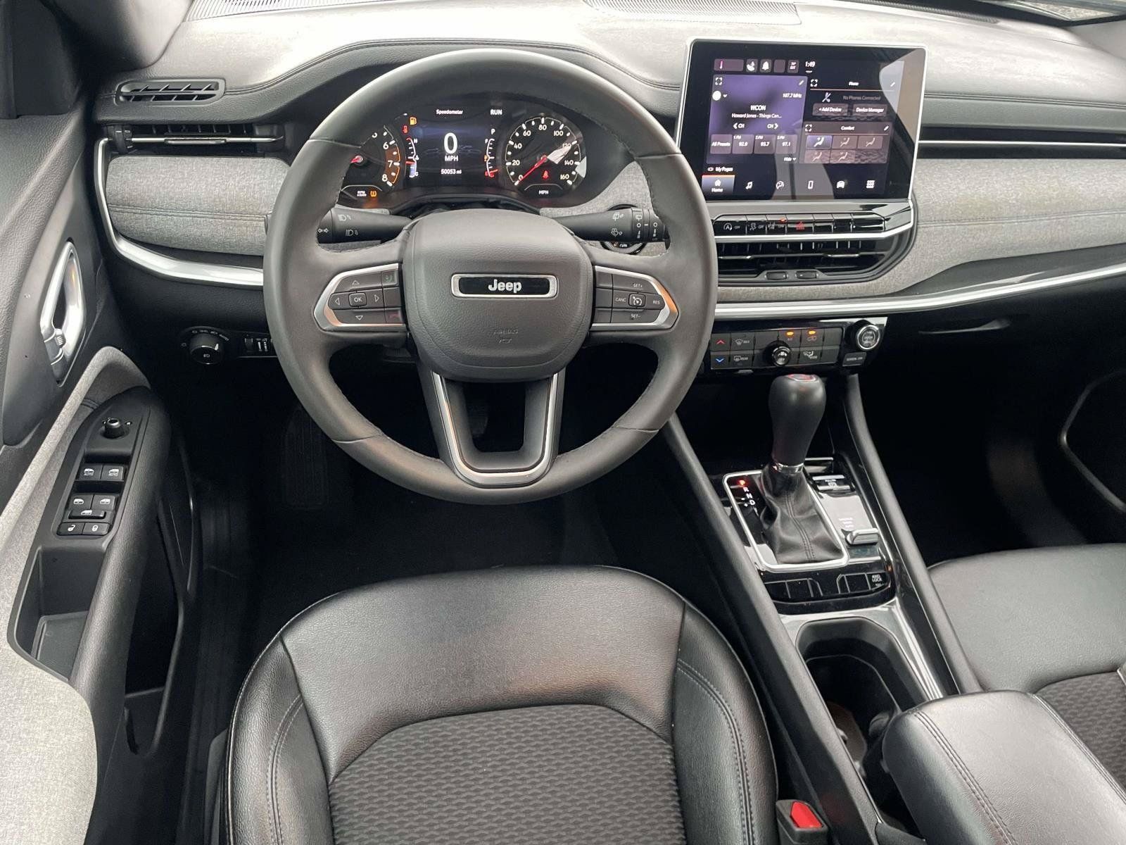 Used 2024 Jeep Compass Latitude AWD/4WD image 24
