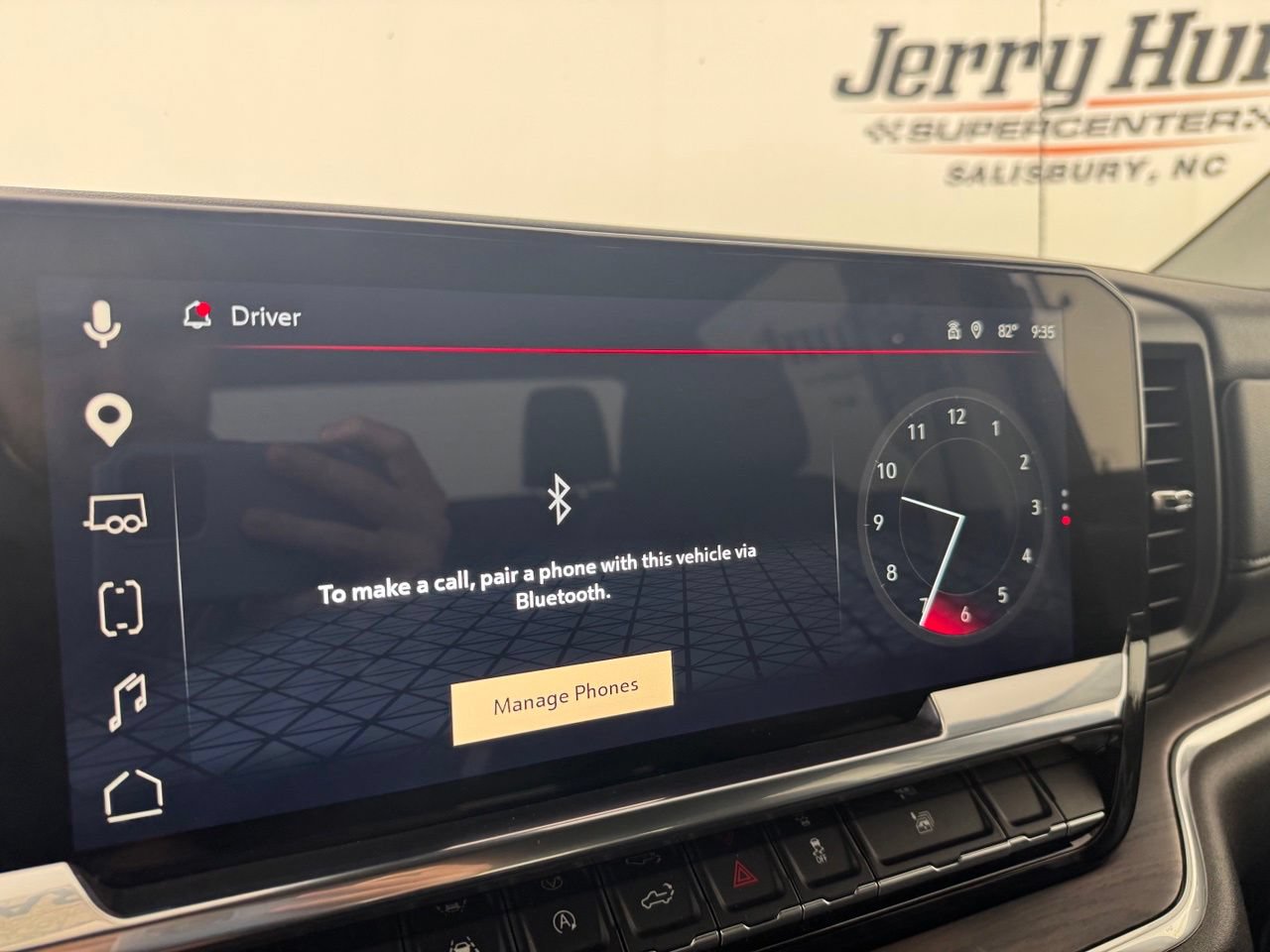 Used 2025 GMC Sierra 1500 SLT AWD/4WD image 19