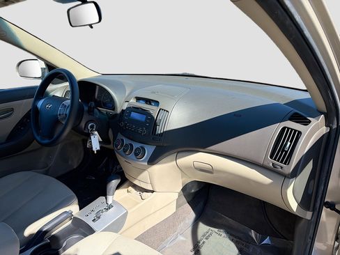 Used 2009 Hyundai Elantra GLS image 13