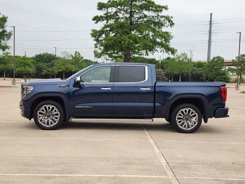 Used 2023 GMC Sierra 1500 Denali Ultimate AWD/4WD image 4