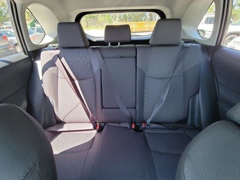 Used 2025 Toyota RAV4 XLE image 5