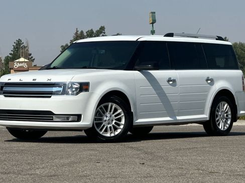 Used 2016 Ford Flex SEL FWD image 1