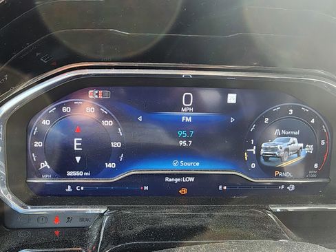 Used 2025 Chevrolet Silverado 2500 LTZ w/ LTZ Premium Package image 11