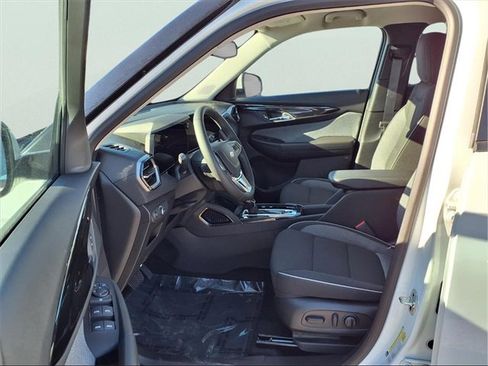 New 2026 Chevrolet TrailBlazer LT w/ Convenience Package image 16