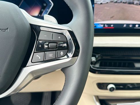 Used 2025 BMW 330i Sedan w/ Parking Assistance Package image 38