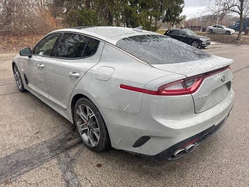 Used 2019 Kia Stinger GT1 image 3