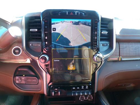 Used 2024 RAM 3500 Limited image 22