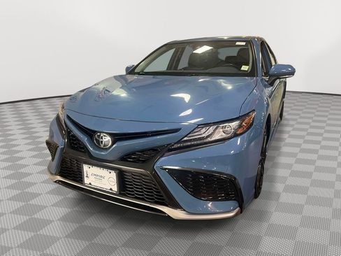 Used 2023 Toyota Camry XSE image 7