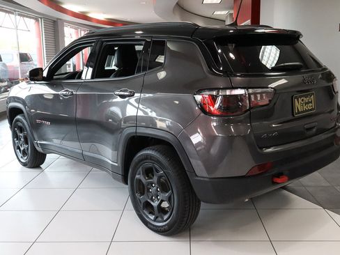 Used 2024 Jeep Compass Trailhawk image 6