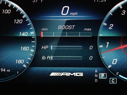 Used 2021 Mercedes-Benz GLA 35 AMG 4MATIC image 29